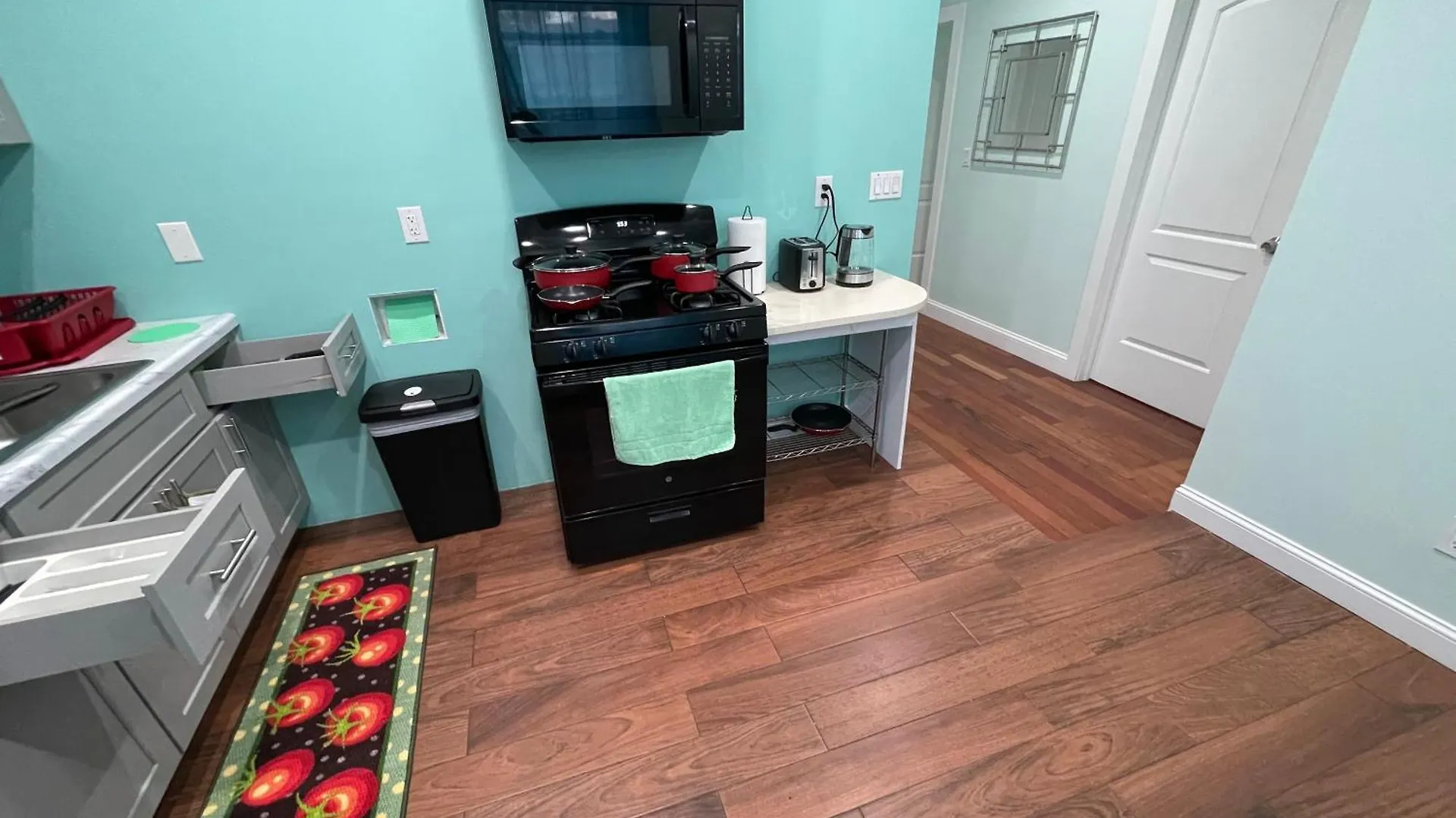 Near Jfk-Private Room With Share Bath And Kitchen 纽约 民宿
