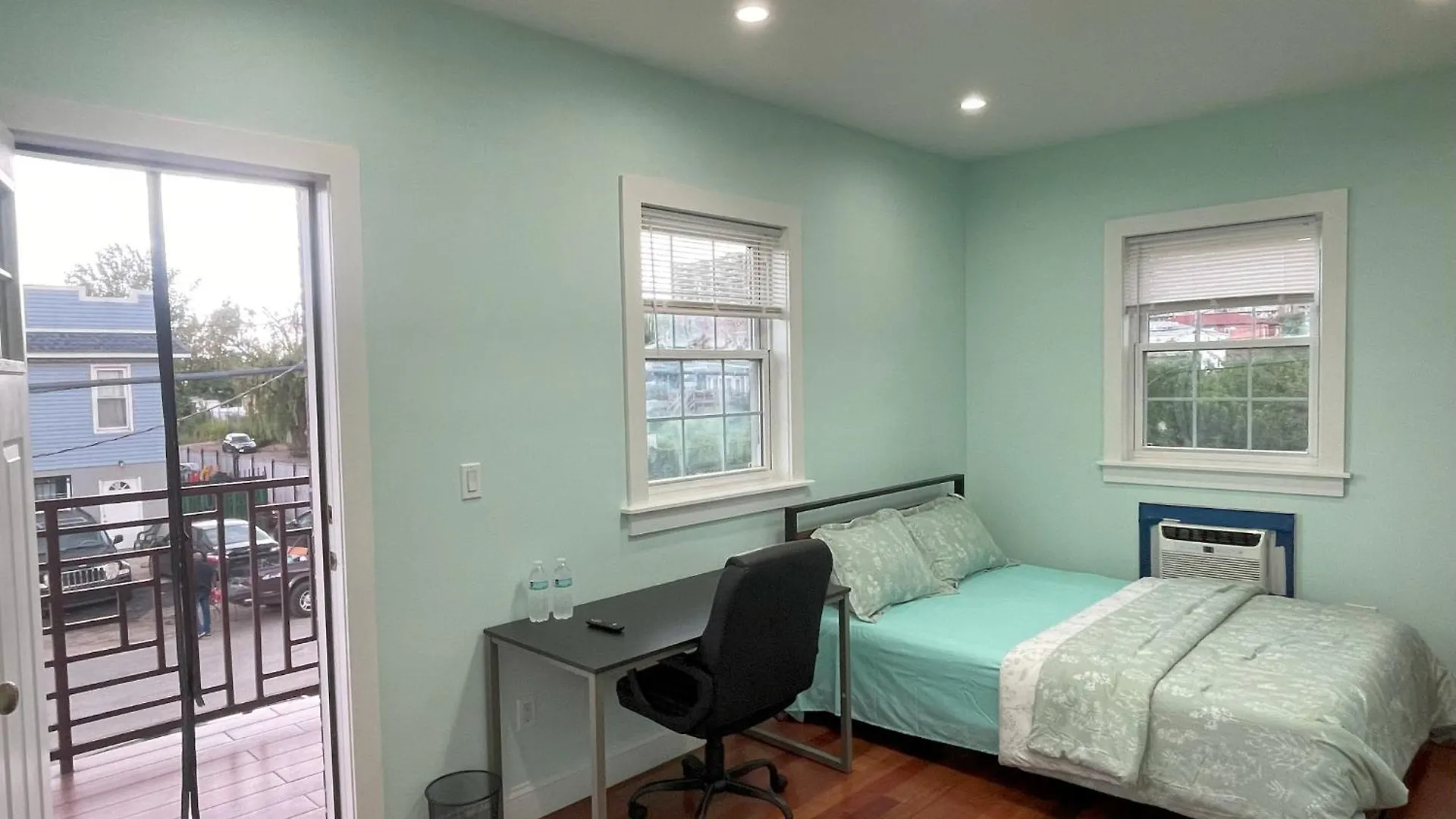 民宿 Near Jfk-Private Room With Share Bath And Kitchen 纽约